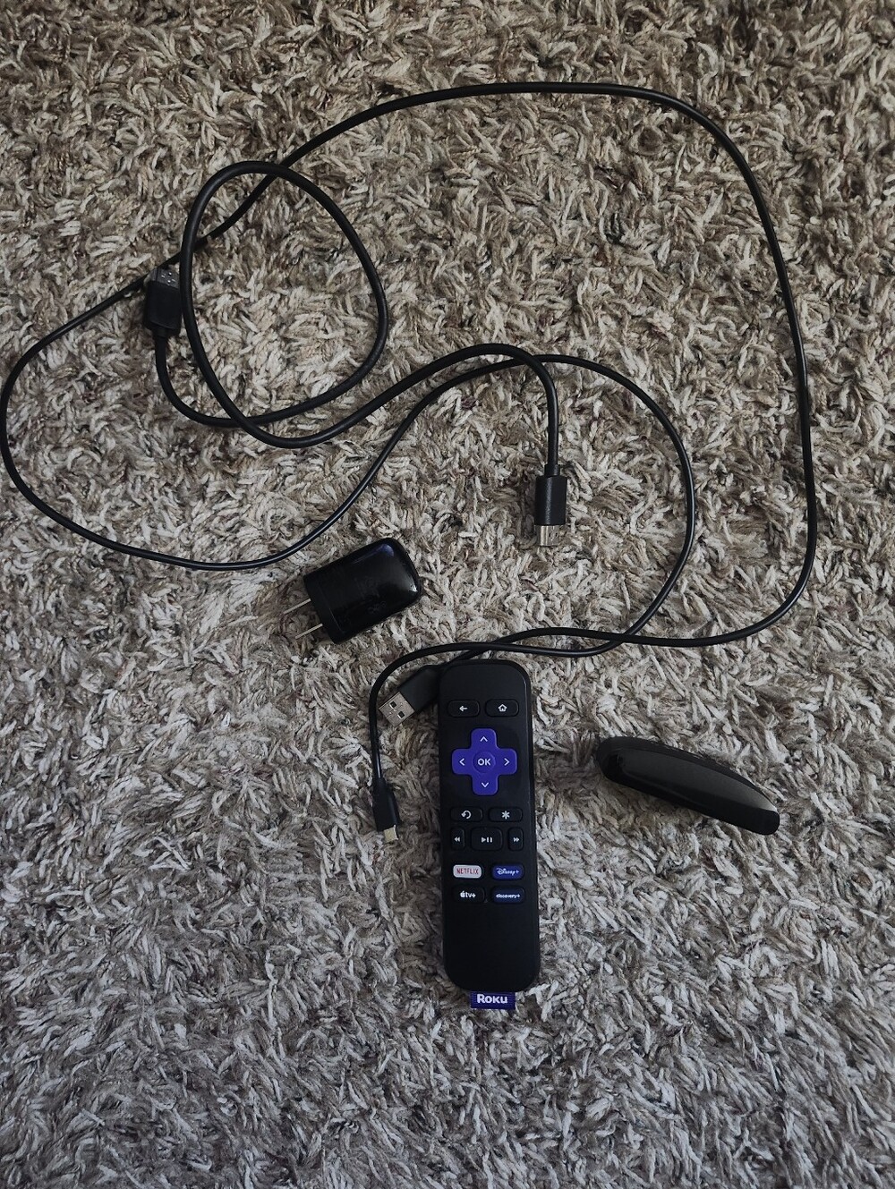 Roku Express Streaming Media Player with Remote, HDMI Cable & USB Plug